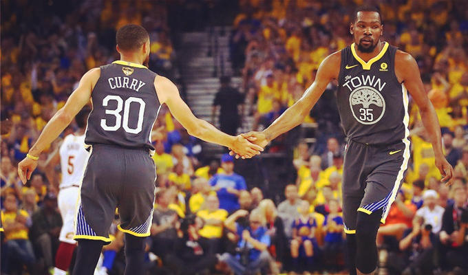 亚洲足球的 亚洲足球的